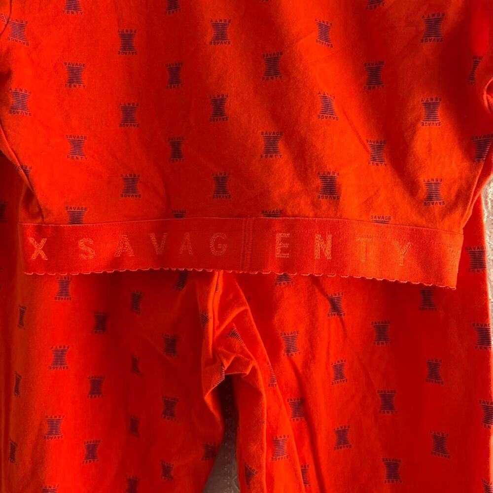 Savage-X-Fenty Orange Pajamas Set - Picture 5 of 8